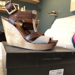 Wedge sandals